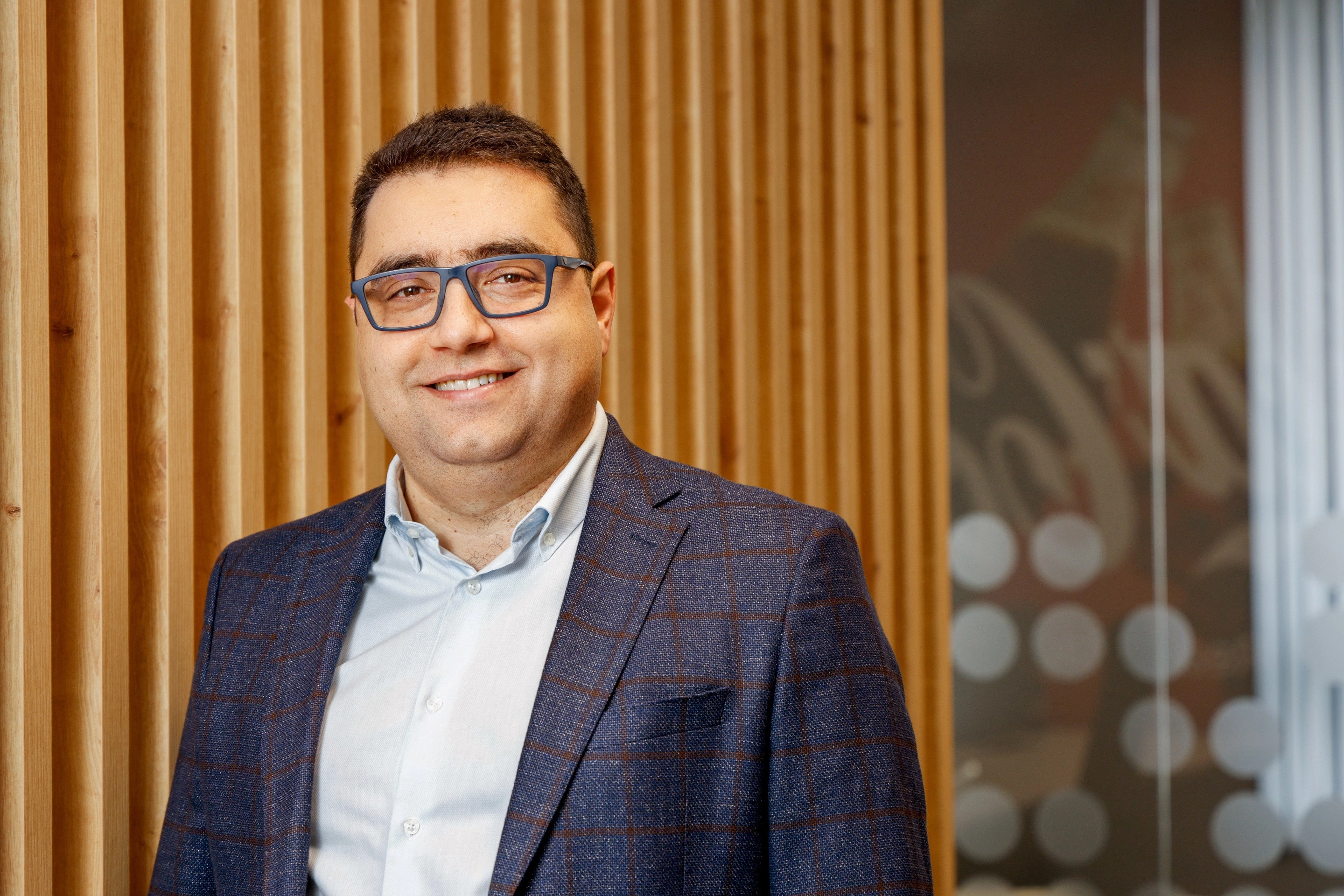 Йордан Славов: Кока-Кола ще е тук и след 60 години Търговският директор на Кока-Кола ХБК отговаря на въпросите на сп. Икономика